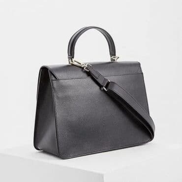 Спецодежда: Продаю новую сумку Оригинал кожа Furla. Пыльник и документы имеются — 4