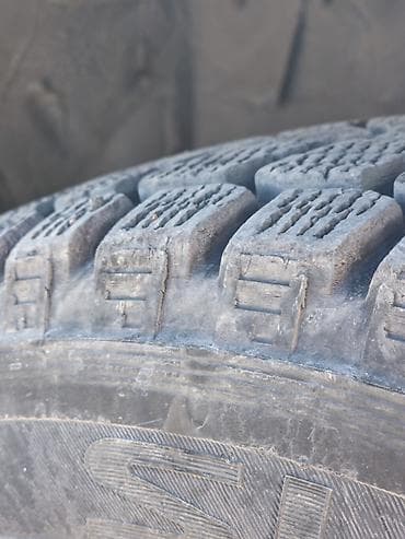 диски на джып: Колеса в сборе 235 / 65 / R 17, Зима, Б/у, Комплект, Литые, отверстий - 5 — 6