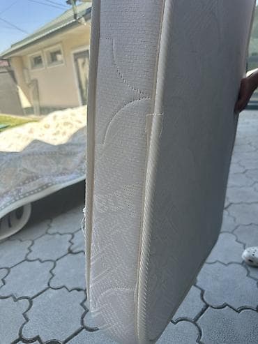 sofa bed: Матрас ортопедический, односпальный Размер 60на 120 см Состояние — 1