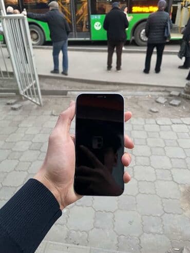 авто экран: IPhone 12, Б/у, 64 ГБ, Deep Purple, Чехол, 100 % — 1