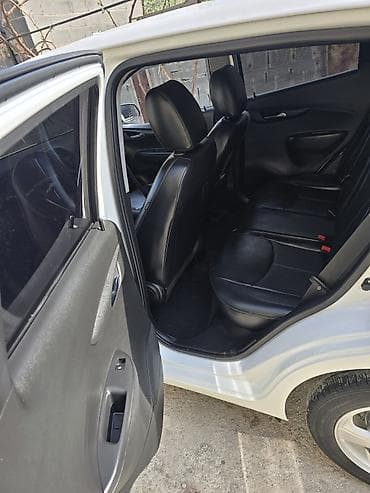 ravon spark: Chevrolet Spark: 2017 г., 1 л, Автомат, Бензин, Хэтчбэк — 7