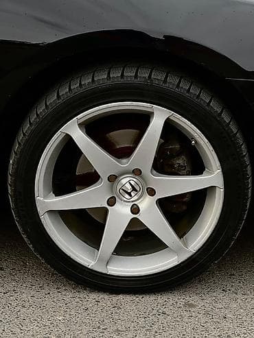 диск акорд: Диски R 18 Honda, Комплект, отверстий - 5, Б/у — 1