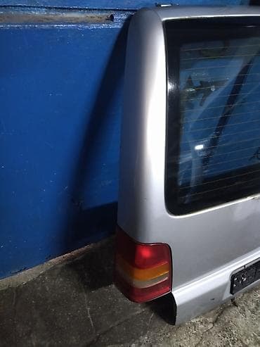 грузовой вито: Крышка багажника Mercedes-Benz, 2002 г., Б/у, Оригинал — 3