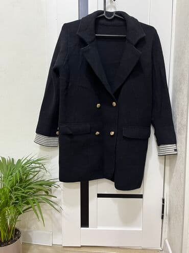 черное пальто с капюшоном: Пальто, Классика, Осень-весна, Альпака, Короткая модель, Оверсайз, Стандарт — 2