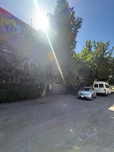 2 комнатную квартиру в бишкеке: 1 комната, 30 м², 104 серия, 2 этаж, Косметический ремонт — 8