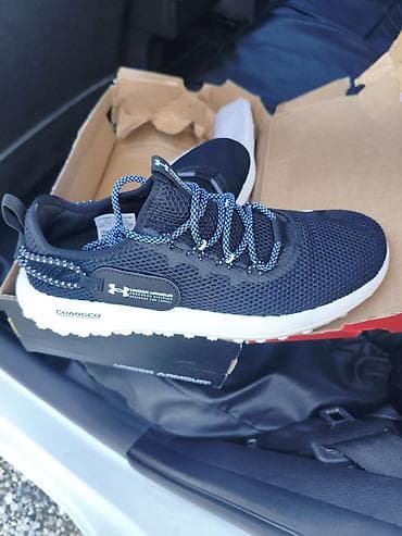 обувь drop: Мужские кроссовки, 41, 41.5, Under Armour, Новый, цвет - Черный — 1