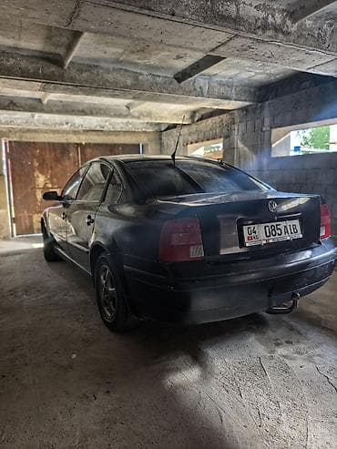 фолсваген б 5: Volkswagen Passat: 2000 г., 2.4 л, Кол менен иштөөчү, Седан — 4