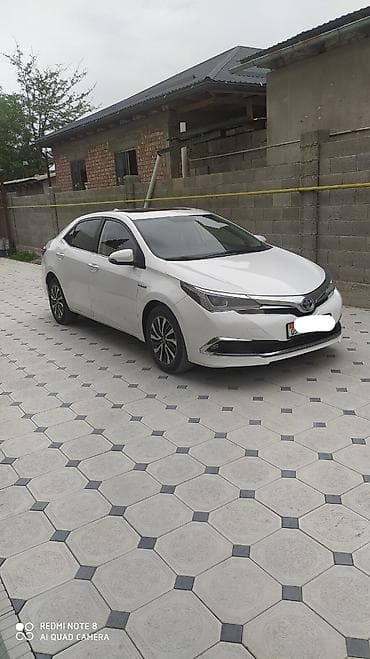 step 2: Toyota Corolla: 2019 г., 1.8 л, Вариатор, Гибрид, Седан — 2