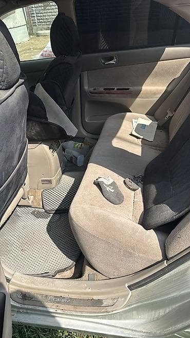 дверные карты w210: Toyota Camry — салон и багажник - Просторный задний ряд с двумя — 1