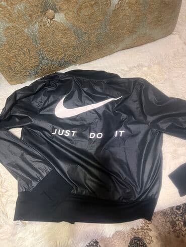 плащи от дождя: Продаю ветровку Nikе четного цвета( оригинал ) размер XS (34-36) на — 3