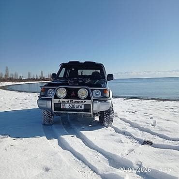 авто в такси: Mitsubishi Pajero: 1993 г., 2.9 л, Механика, Дизель, Внедорожник — 5