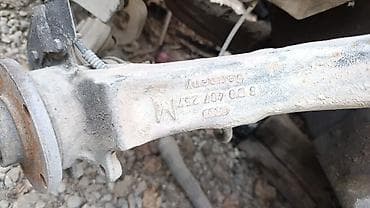 реставрация шаровые: Балка задней подвески (поворотный кулак/цапфа) Audi. A4 - — 2