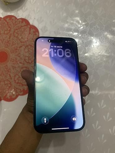 IPhone 15, Б/у, 128 ГБ, Черный, Чехол, 86 % — 1