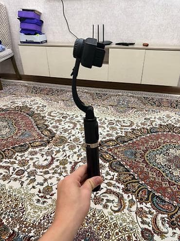 insta 360: Одноосевой стабилизатор (гимбал) для смартфона со штативом и — 4
