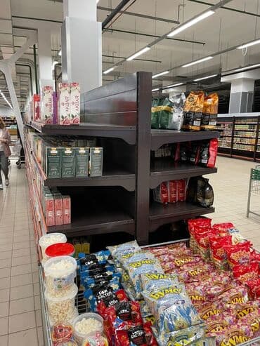 оборудование для бутика: Витрины, стеллажи, полки торговые металлические б/у, полка магазинная — 4