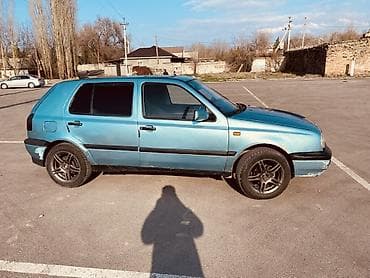 мотор фольцваген: Volkswagen Golf: 1992 г., Кол менен иштөөчү, Газ, Хетчбек — 3
