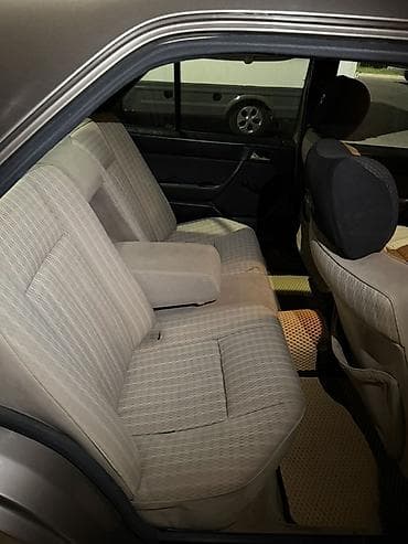 ford c max: Mercedes-Benz W124: 1990 г., 2.3 л, Механика, Газ, Седан — 7