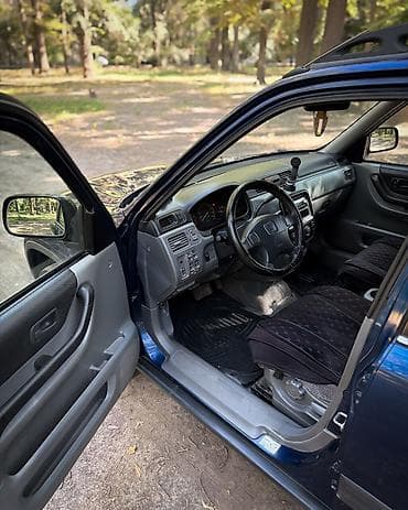 хонда салари: Honda CR-V: 1998 г., 2 л, Автомат, Бензин, Универсал — 7