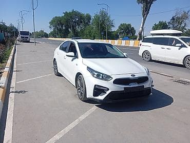 kia ceet: Kia K3: 2020 г., Седан — 9
