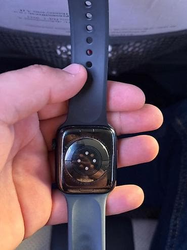 watch 9: Apple Watch Series 9 64 гб (квадратный корпус 45мм, цвет – — 4