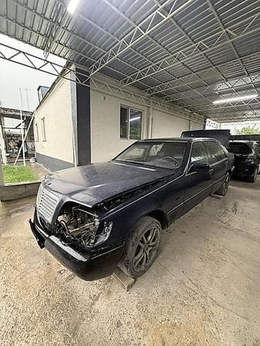 Транспорт: Mercedes-Benz S-Class: 1993 г., 6 л, Бензин, Седан — 5