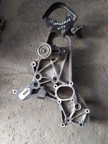 запчасти на мицубиси паджеро 2: Mitsubishi Pajero W74 Лобовина двигателя, Мицубиси Паджеро W74 — 1