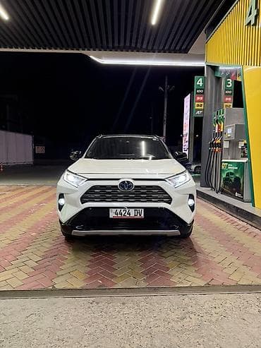 Toyota RAV4: 2020 г., 2.5 л, Автомат, Гибрид, Кроссовер