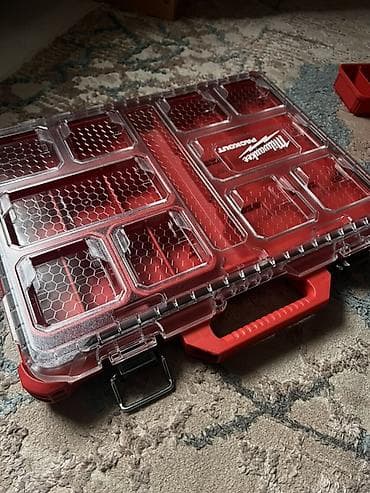прозрачные наклейки: Органайзер Milwaukee PACKOUT — модульный ящик‑сортировщик для крепежа — 1