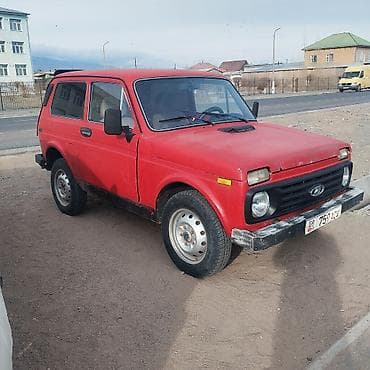 ВАЗ (ЛАДА) 4x4 Нива: 1981 г., 1.6 л, Механика, Бензин, Внедорожник