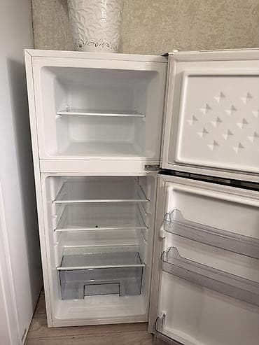 daf 75: Холодильник Avest, Б/у, Двухкамерный, De frost (капельный) — 2