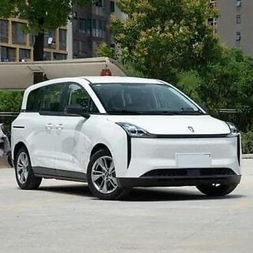 e53 4 8: Microcar : 2023 г., 0.1 л, Автомат, Электромобиль, Минивэн — 3