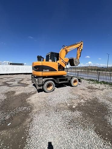 Экскаватор, 2017 г., Колесный — 2