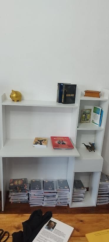 выдвижной: Письменный стол новый компактный для школьников с полками и — 5