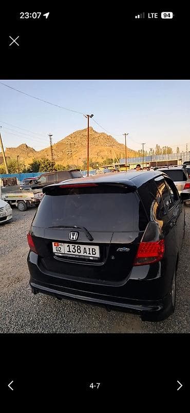 аренда мащина: Сдаю Honda Fit под такси, На месяц, | Залог — 3