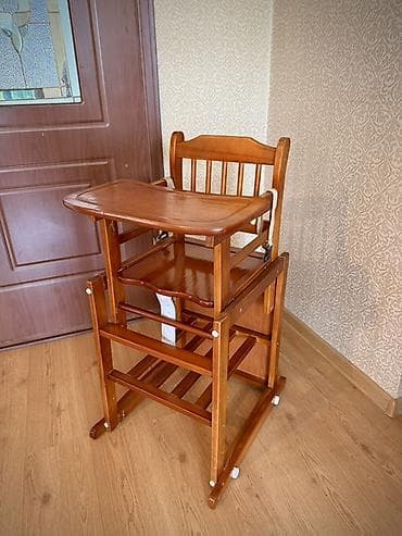 dinner table: Детский стул, Б/у, Дерево, цвет - Коричневый, Самовывоз — 1