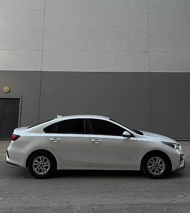 машина серв: Kia K3: 2019 г., 1.6 л, Автомат, Бензин, Седан — 3