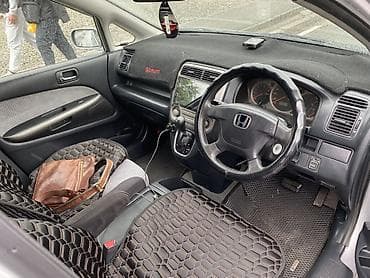 шторка хонда стрим: Honda Stream: 2002 г., 2 л, Автомат, Бензин, Минивэн — 6