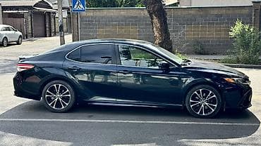 cruser: Toyota Camry: 2018 г., Автомат, Бензин, Седан — 4