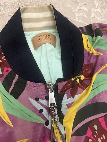 pull and beer: Продаю Двусторонний бомбер scotch and soda
Брала в эмиратах за 100$ — 4