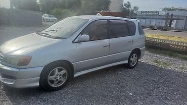 таота сурф: Toyota Ipsum: 2000 г., 2 л, Автомат, Бензин, Минивэн — 3