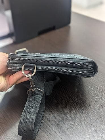 Аксессуары: Сумка через плечо в стиле Louis Vuitton Damier Graphite. - Компактная — 8