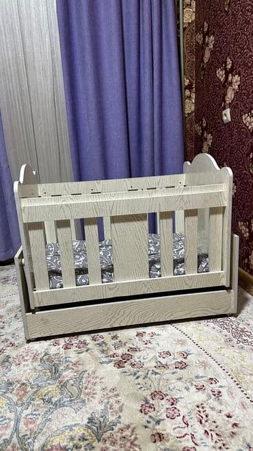 Манежи-кровати