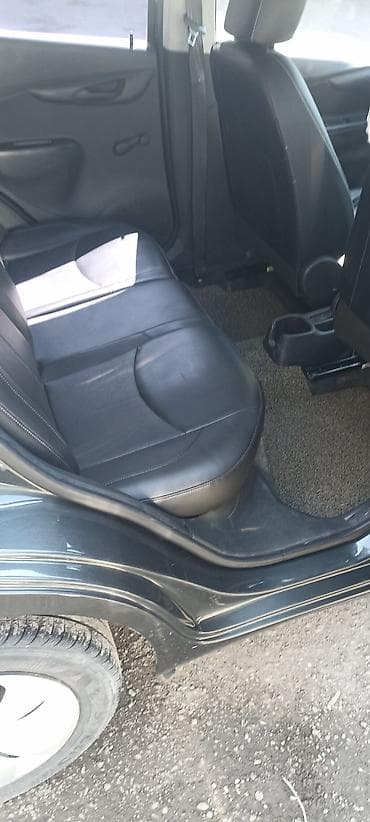 mercedes benz e class 212: Chevrolet Spark: 2016 г., 0.1 л, Автомат, Бензин, Хэтчбэк — 7