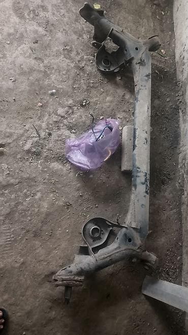 Транспорт: Задняя балка подвески в сборе - Тип: торсионная задняя балка для — 1