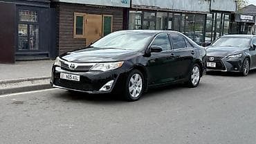 e class: Toyota Camry: 2014 г., Бензин, Седан — 2