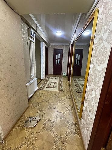 продаю квартиру 4 микрорайон: 4 комнаты, 118 м², 104 серия, Косметический ремонт — 4