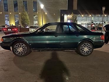 Продажа авто: Audi 80: 1992 г., 2.6 л, Механика, Бензин, Седан — 2