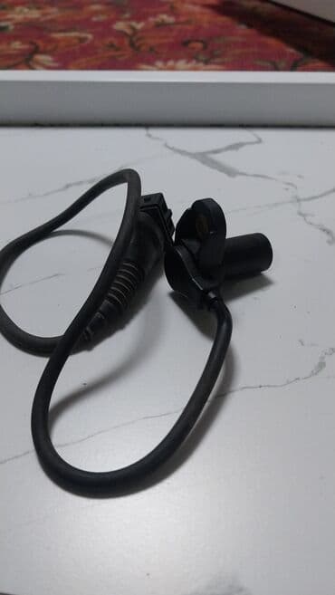 коробка на виш: Рессора BMW 2000 г., Б/у, Оригинал, Германия — 2