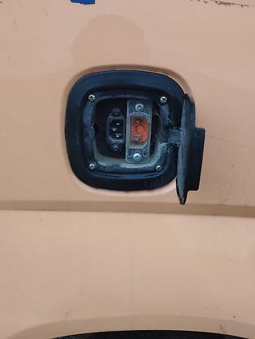 Microcar: Microcar : 2025 г., Электромобиль — 6