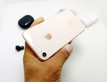 iphone 70: IPhone 8, Б/у, 64 ГБ, Золотой, Наушники, Зарядное устройство, Защитное стекло, 100 % — 8